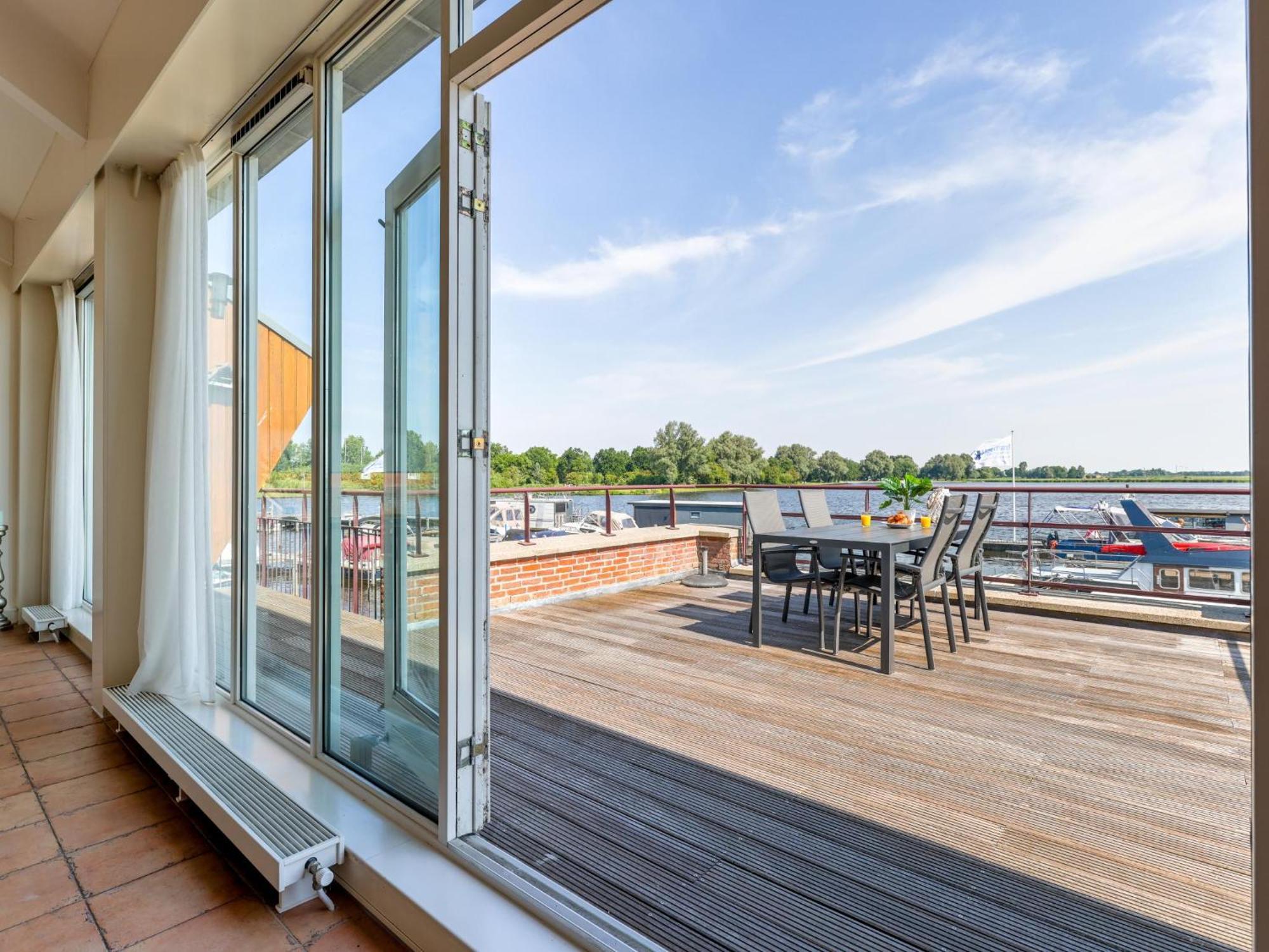 Penthouse Villa Uitgeest ภายนอก รูปภาพ